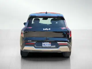 Kia EV9 2024 Light Long Range 4dr SUV
