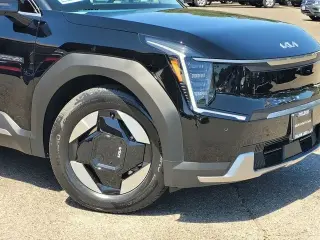 Kia EV9 2024 Light Long Range 4dr SUV
