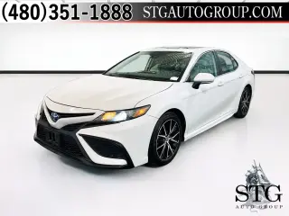 Toyota Camry Hybrid 2024 SE 4dr Sedan