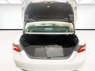 Toyota Camry Hybrid 2024 SE 4dr Sedan