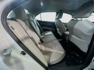Toyota Camry Hybrid 2024 SE 4dr Sedan