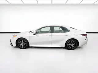 Toyota Camry Hybrid 2024 SE 4dr Sedan