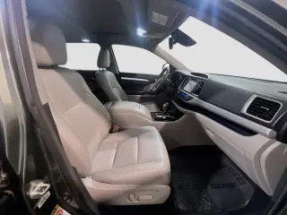Toyota Highlander 2018 XLE 4dr SUV