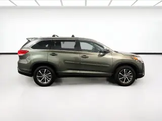 Toyota Highlander 2018 XLE 4dr SUV