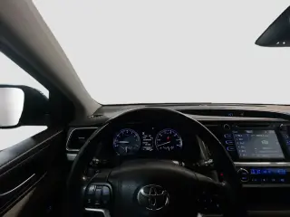 Toyota Highlander 2018 XLE 4dr SUV