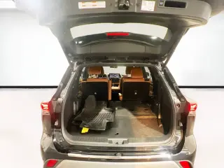 Toyota Highlander Hybrid 2021 Platinum 4dr SUV
