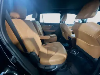 Toyota Highlander Hybrid 2021 Platinum 4dr SUV