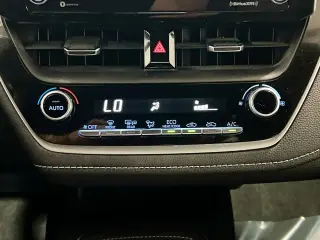 Toyota Corolla Hatchback 2020 SE Nightshade Edition 4dr Hatchback