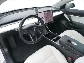 Tesla Model 3 2019 AWD Long Range 4dr Fastback