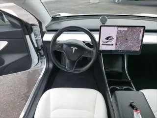 Tesla Model 3 2019 AWD Long Range 4dr Fastback