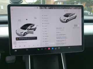 Tesla Model 3 2019 AWD Long Range 4dr Fastback