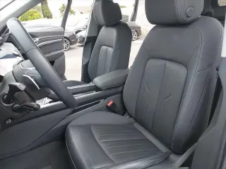 Audi Q8 e-tron 2024 AWD quattro Premium 4dr SUV