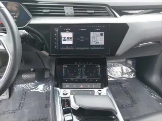 Audi Q8 e-tron 2024 AWD quattro Premium 4dr SUV