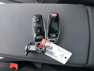 Audi Q8 e-tron 2024 AWD quattro Premium 4dr SUV