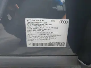 Audi Q8 e-tron 2024 AWD quattro Premium 4dr SUV