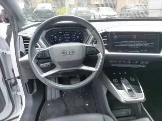 Audi Q4 e-tron 2023 Premium Plus 40 4dr SUV