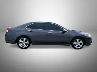 Acura TSX 2010 4dr Sedan 5A w/Technology Package