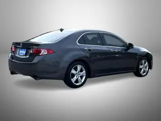 Acura TSX 2010 4dr Sedan 5A w/Technology Package
