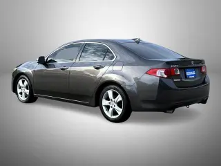 Acura TSX 2010 4dr Sedan 5A w/Technology Package