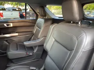 Ford Explorer 2023 AWD XLT 4dr SUV