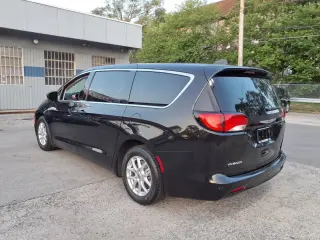 Chrysler Voyager 2023 LX 4dr Mini-Van