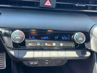 Hyundai ELANTRA 2025 SEL Sport 4dr Sedan