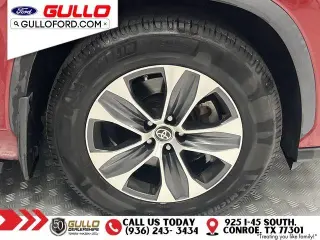 Toyota Highlander 2022 XLE 4dr SUV