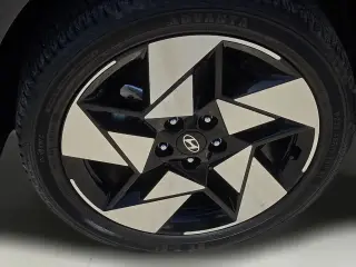 Hyundai KONA 2024 AWD Limited 4dr Crossover