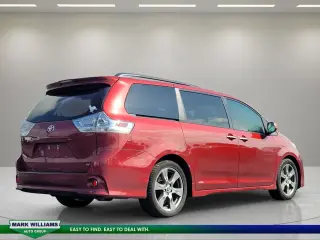 Toyota Sienna 2018 SE 8-Passenger 4dr Mini-Van