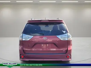Toyota Sienna 2018 SE 8-Passenger 4dr Mini-Van