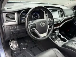 Toyota Highlander Hybrid 2017 AWD Limited 4dr SUV