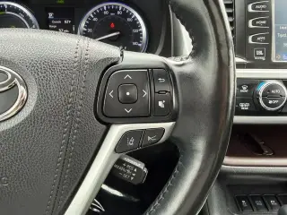 Toyota Highlander Hybrid 2017 AWD Limited 4dr SUV
