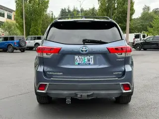 Toyota Highlander Hybrid 2017 AWD Limited 4dr SUV