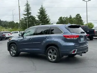 Toyota Highlander Hybrid 2017 AWD Limited 4dr SUV