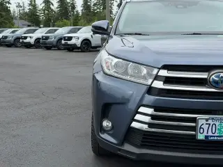 Toyota Highlander Hybrid 2017 AWD Limited 4dr SUV