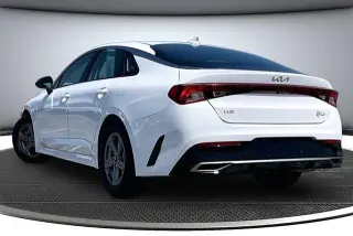 Kia K5 2023 LXS 4dr Sedan