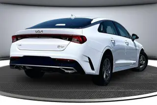 Kia K5 2023 LXS 4dr Sedan