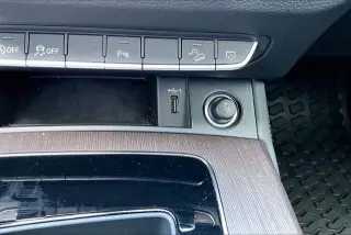 Audi Q5 2021 AWD quattro Premium Plus 45 TFSI 4dr SUV