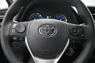 Toyota Corolla 2017 SE 4dr Sedan 6M