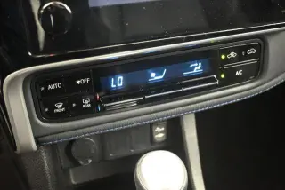 Toyota Corolla 2017 SE 4dr Sedan 6M