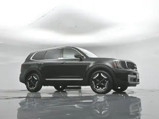Kia Telluride 2024 S 4dr SUV