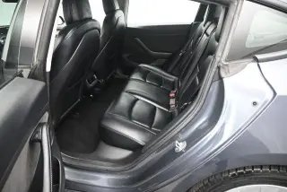 Tesla Model 3 2023 4dr Sedan