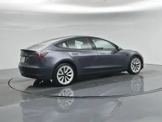 Tesla Model 3 2023 4dr Sedan