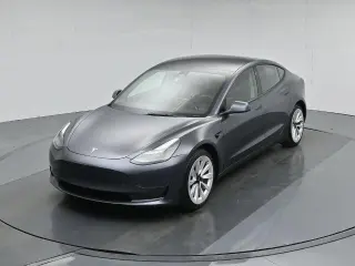 Tesla Model 3 2023 4dr Sedan