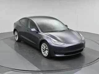 Tesla Model 3 2023 4dr Sedan