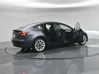 Tesla Model 3 2023 4dr Sedan