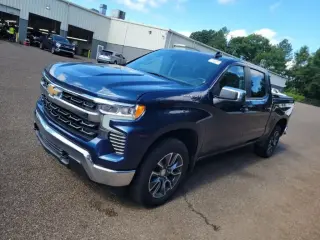 Chevrolet Silverado 1500 2023 4x4 LT 4dr Crew Cab 5.8 ft. SB w/2FL