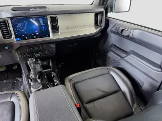 Ford Bronco 2025 4x4 Outer Banks 4dr SUV