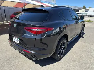 Alfa Romeo Stelvio 2023 AWD Ti Lusso 4dr Crossover