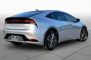 Toyota Prius 2024 XLE 4dr Hatchback